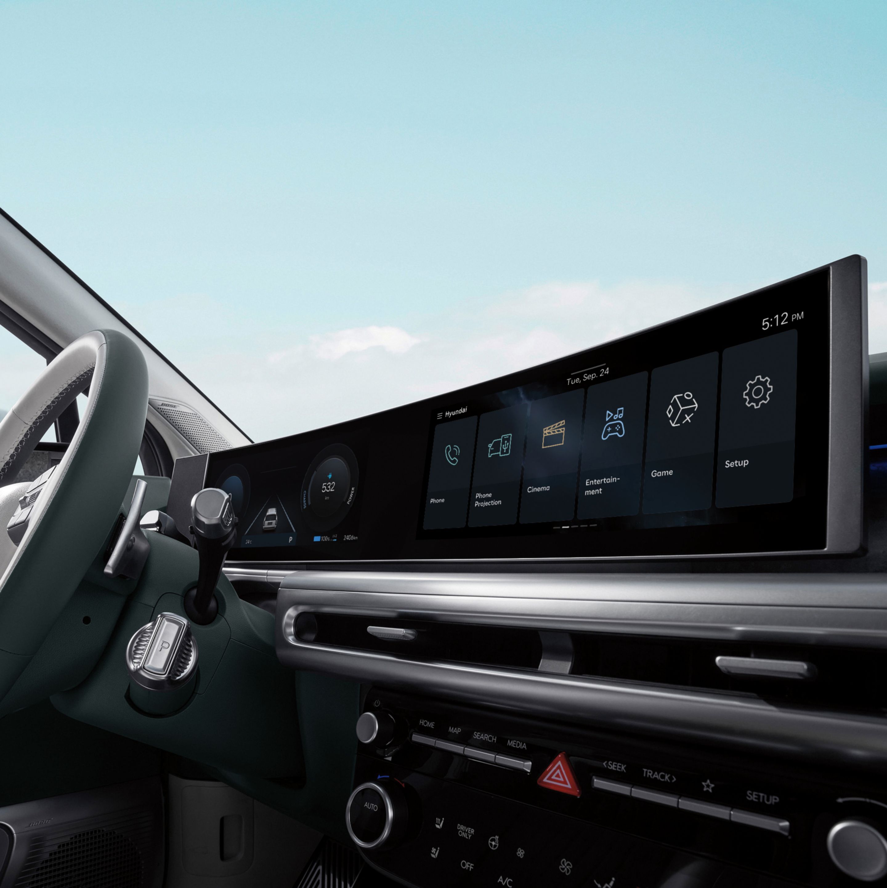 Panoramic Curved Display in Hyundai IONIQ 9 with 12.3” digital cluster and 12.3” centre touchscreen.