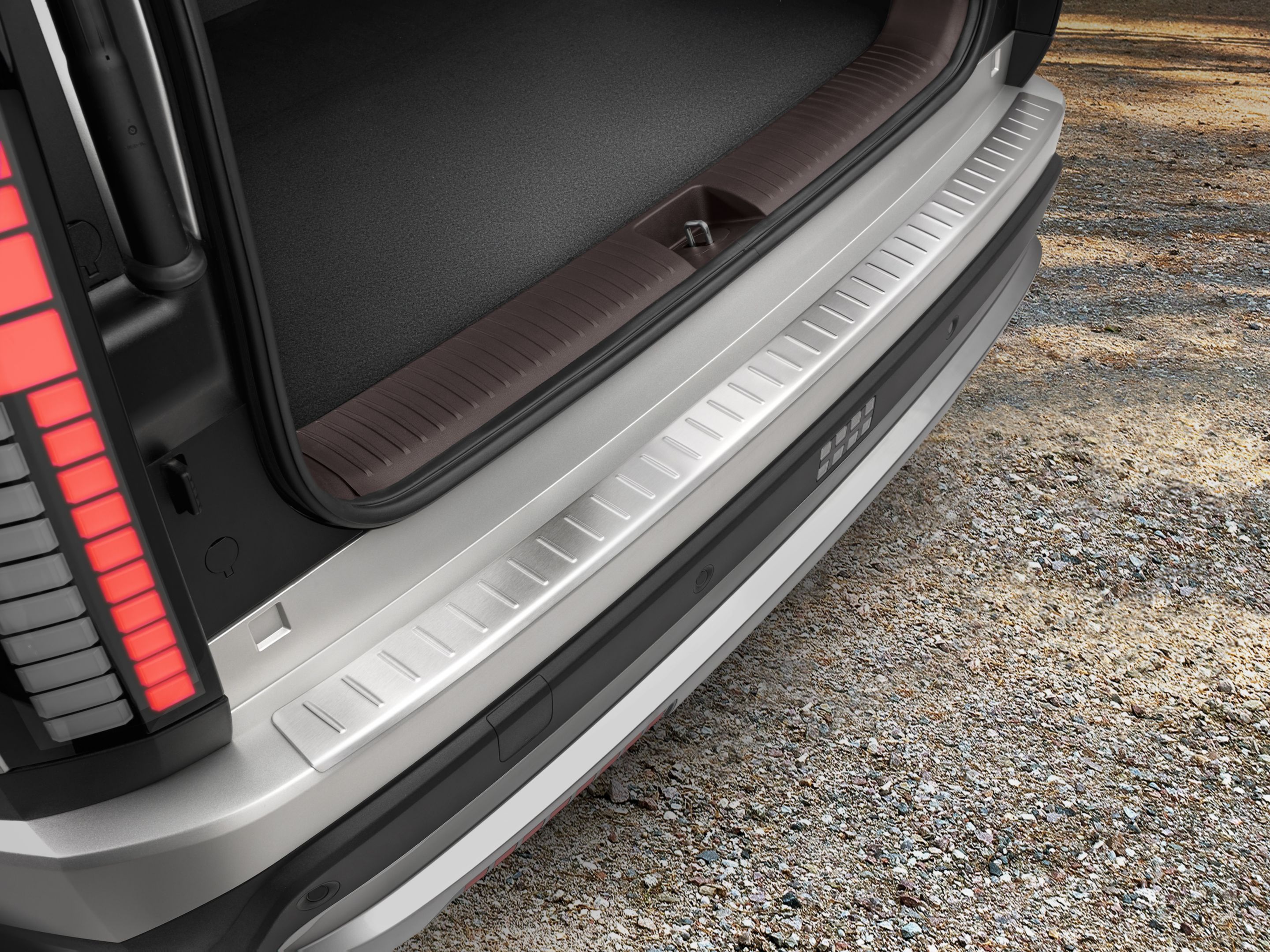 Hyundai IONIQ 9 with styling accessory Rear bumper trim line.