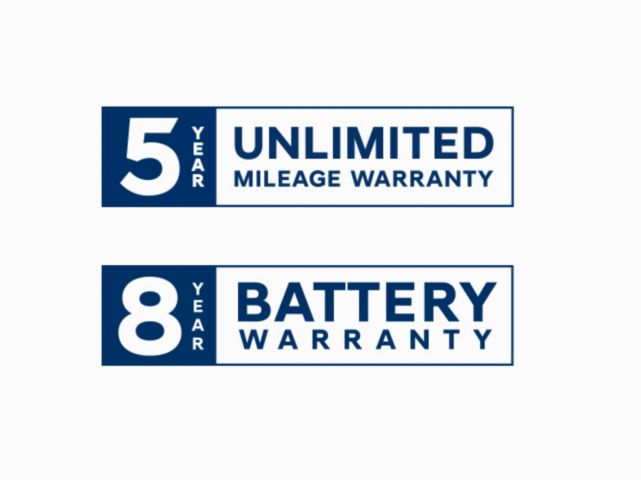 Logo of the Hyundai 5 year unlimited mileage and 8 year battery warranty.
