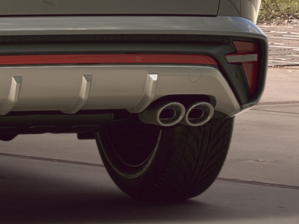 Detail of the all-new Hyundai TUCSON Plug-in Hybrid N Line twin tip muffler exhausts.